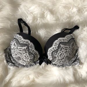 VICTORIA SECRET BRA